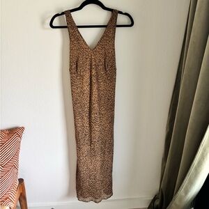 100% Silk Ann Taylor Brown Cheetah Patterned Dress size 14 with Crisscross back